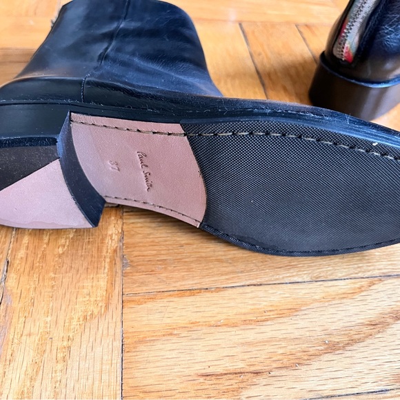 Fantastic never worn Paul Smith Chelsea boots. Black with rear zip, size 37/7.5. - Picture 5 of 8